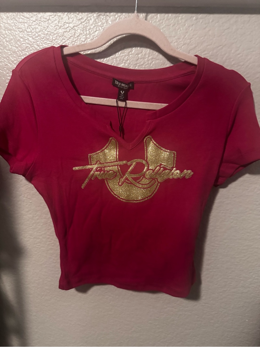 NWT True Religion Women's Red Logo Tee with Gold Accent